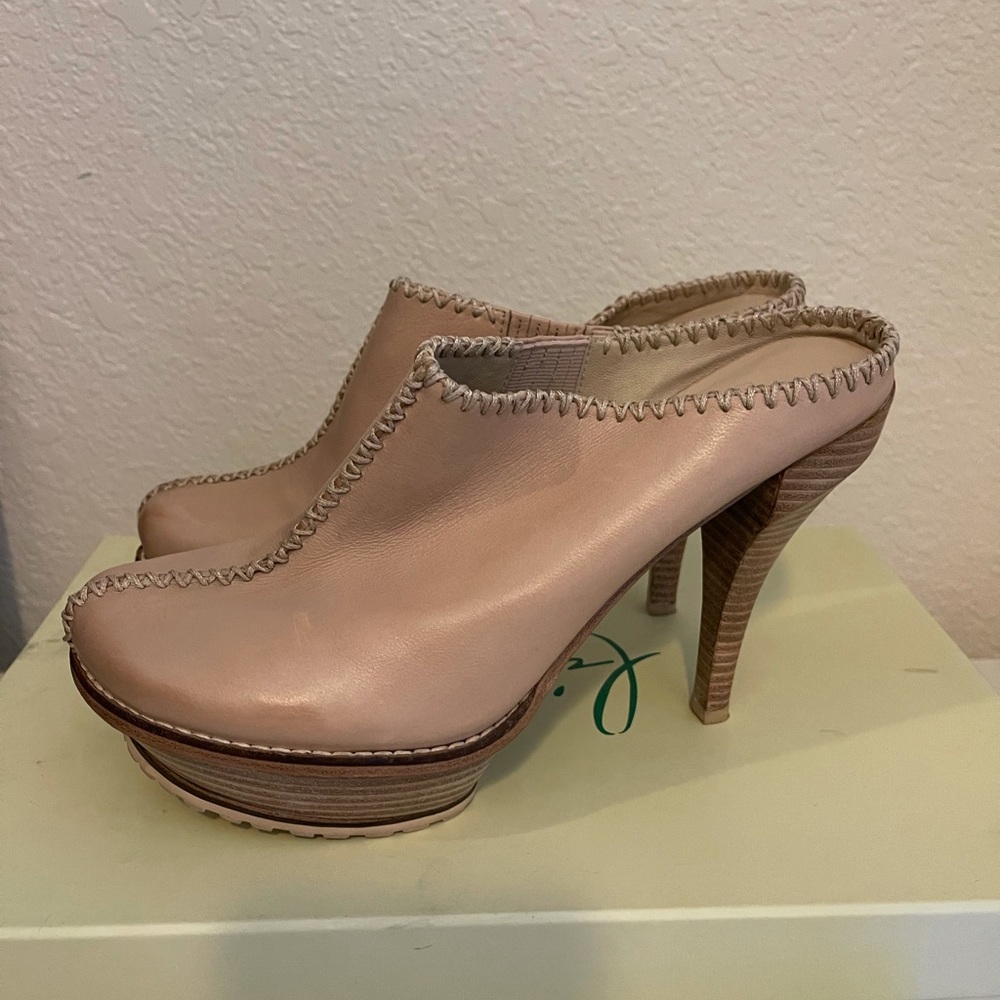 Lisa for Donald J Pliner Bleach Soft Baby Calf